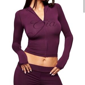 IAMGIA BLARE HOODIE & TRACKPANTS SET